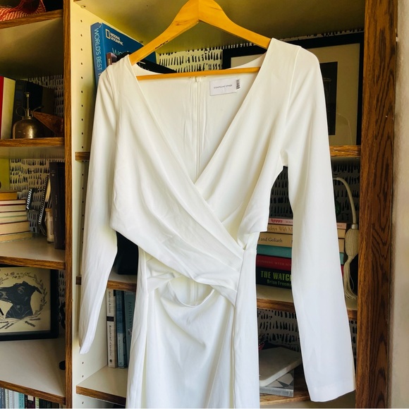 Significant Other Escape White Ruched Midi Dress - Picture 5 of 12